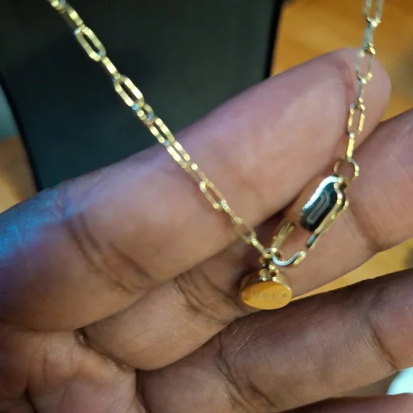 Furla Arch Pearl Necklace With Dustbag and Box Full Inclusion NWT - Picture 8 of 13